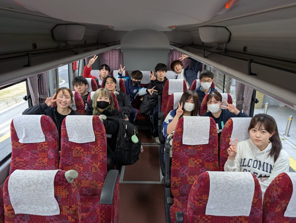 新入生コミュニケーション研修で深まる絆! 新入生コミュニケーション研修で深まる絆!