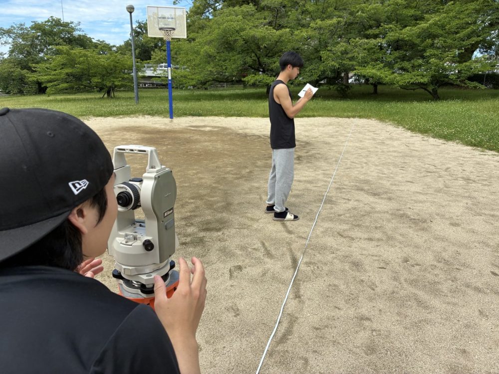 「 バスケット公園の面積判明！」