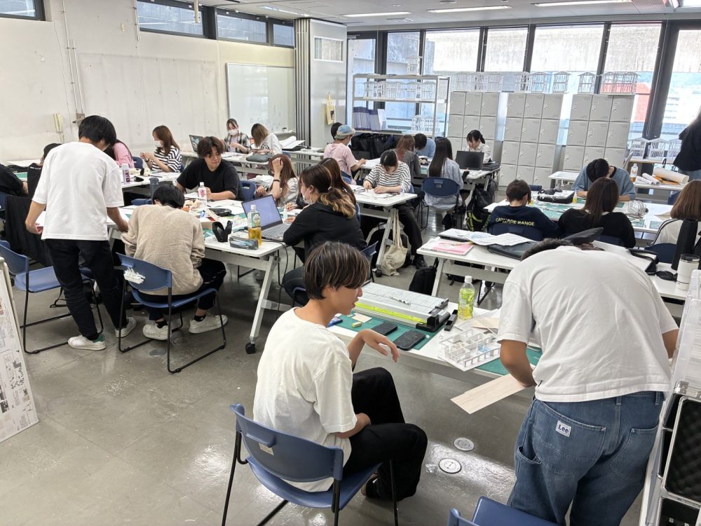 「 もうすぐ学園祭で~す!」 「 もうすぐ学園祭で~す!」