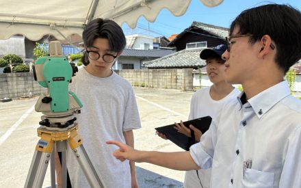 久保組で建築のリアルを体験！光波測量編