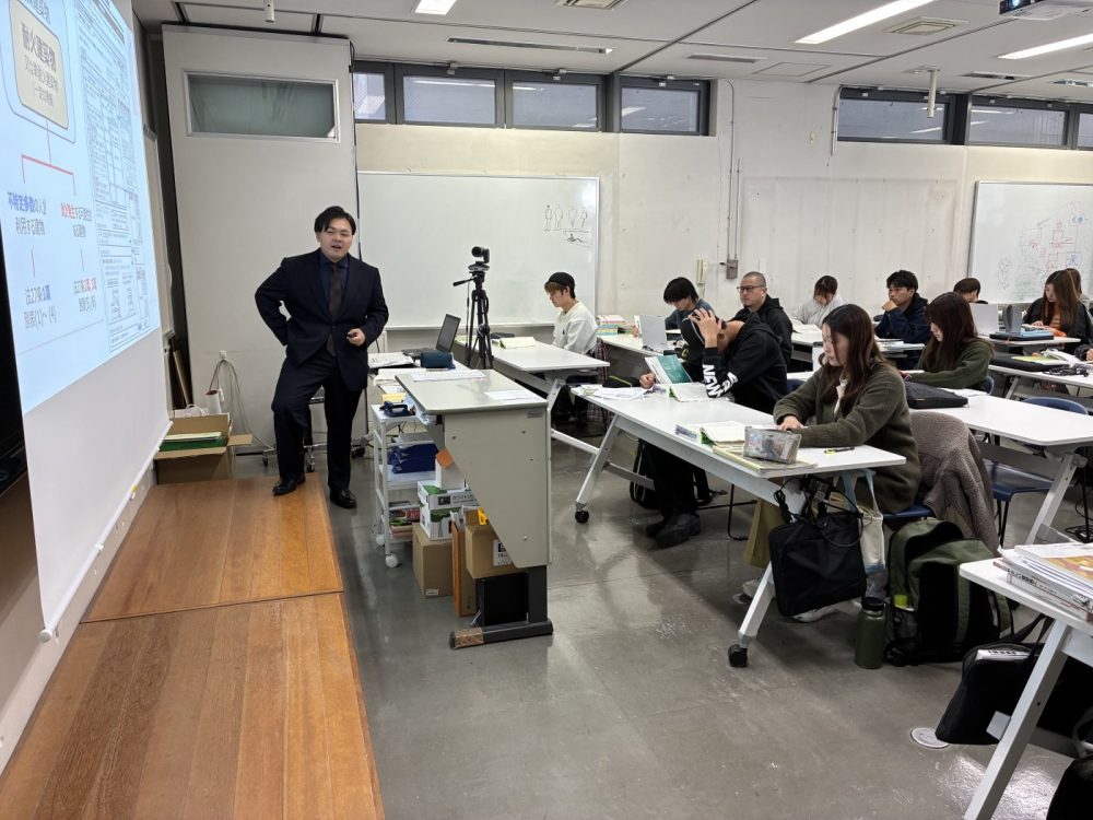 「 今日は１年生の法規！」