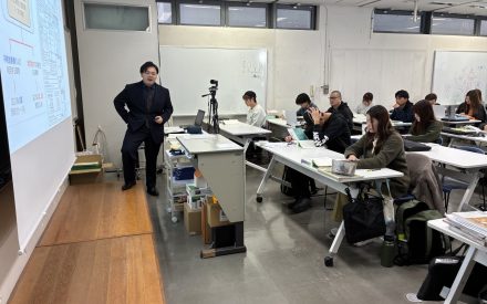 「 今日は1年生の法規!」 「 今日は1年生の法規!」