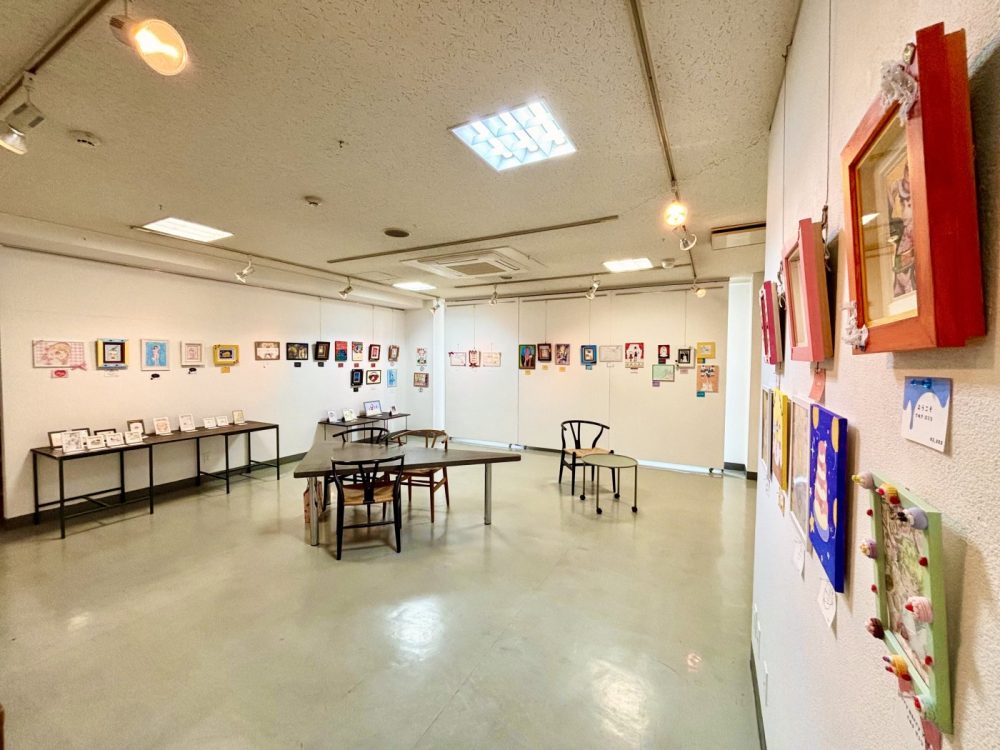 2年生グループ展🍰いちごいちえ展 2年生グループ展🍰いちごいちえ展